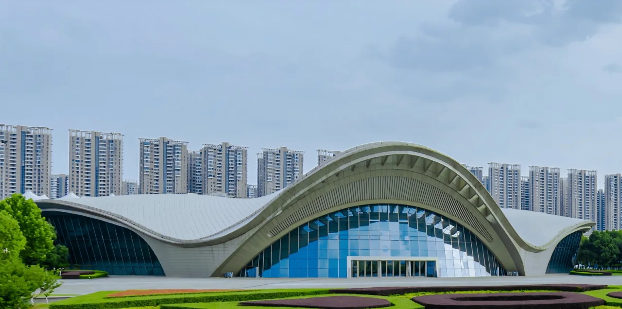 Exhibition venue pictured in Hanwei's MICONEX 2026 preview